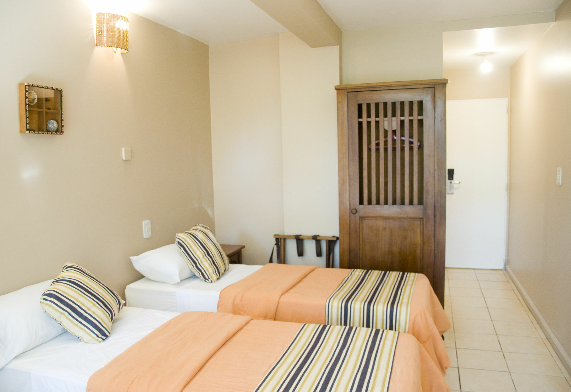 Tangoinn Club Iguazu Party Luxury Hostel Пуэрто-Игуасу Экстерьер фото