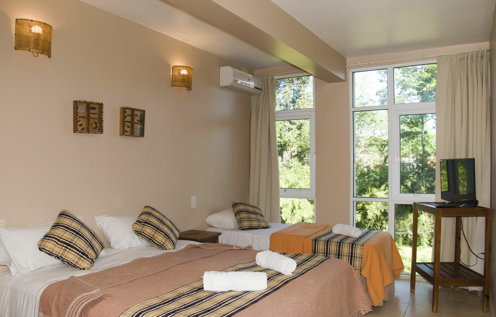 Tangoinn Club Iguazu Party Luxury Hostel Пуэрто-Игуасу Экстерьер фото